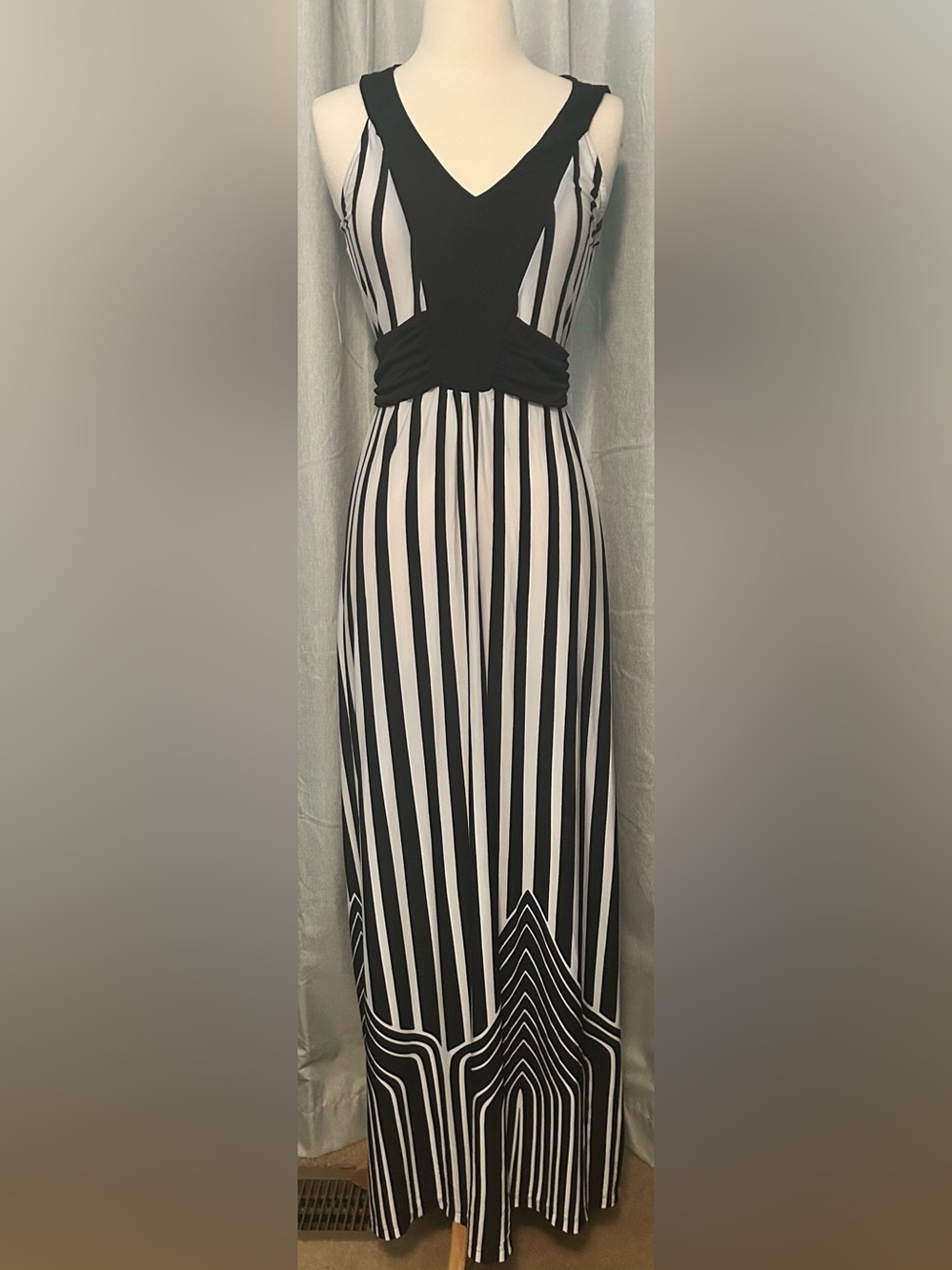new directions Black and White Vertical Stripe V‑Neck Maxi Dress